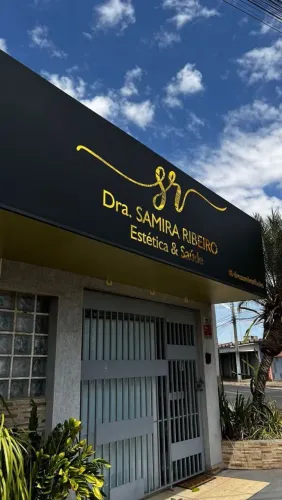 FACHADA DE LOJA PERSONALIZADA