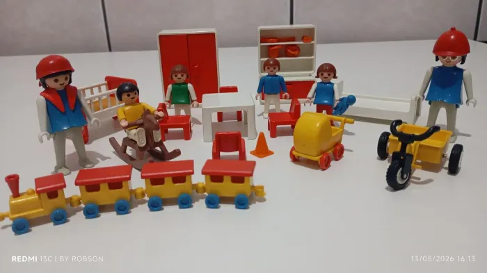 Playmobil creche antigo dos anos 70