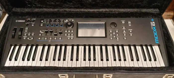 Yamaha MODX 6+