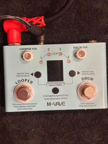 Pedaleira m-vave looper