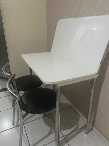 Mesa quadrada dobrável 