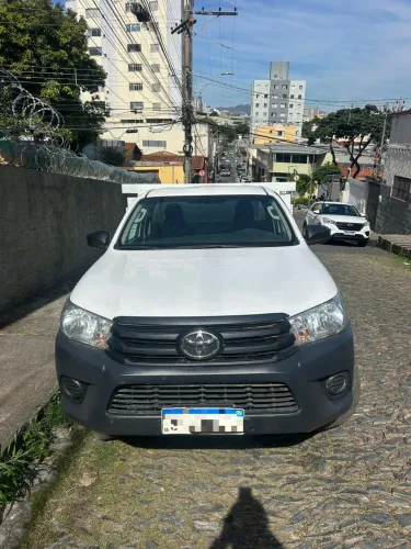 Toyota Hilux CS 4X4 2.8 TDI Diesel Mec. 2024