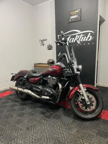 Moto Thunderbird commander 1.700cc 