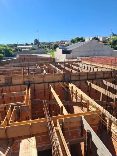 Trabalho com serviços de pedreiro com qualidadede