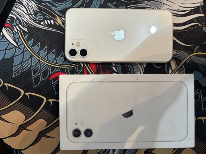 iPhone 11 - 128gb