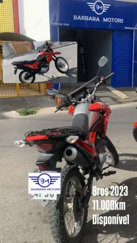 Bárbara Motors moto Premium