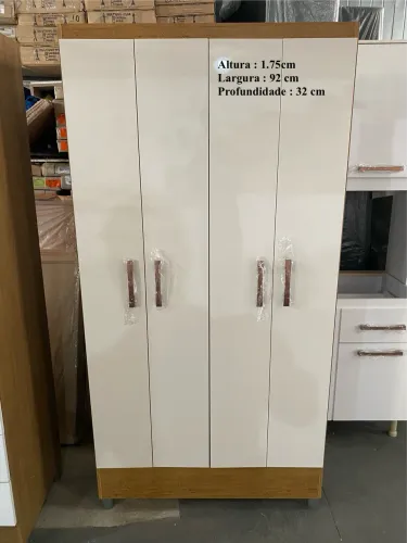 Armário multiuso com prateleiras - entrego