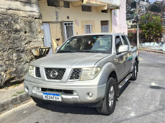 Nissan Frontier XE CD 4X4 2.5 TB Diesel 2011