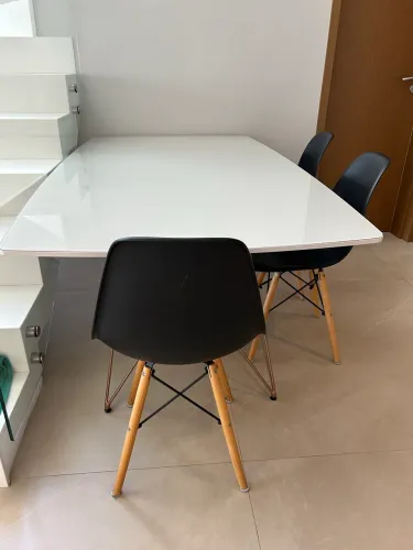 Vendo Mesa de Jantar