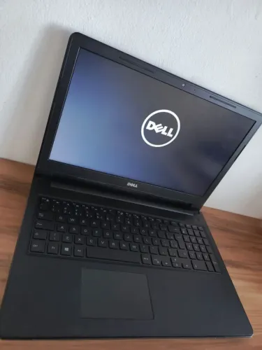 Notebook Dell i3