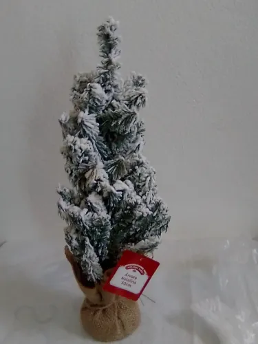 arvore flocada imitação de neve- nova