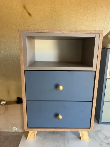 Mesa de cabeceira moderna