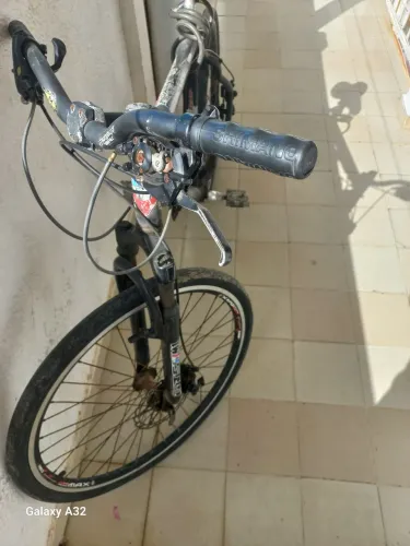 Bike profissional em alumínio 