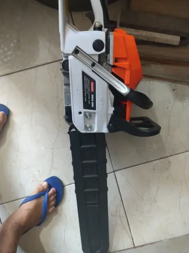 vende-se motosserra novo