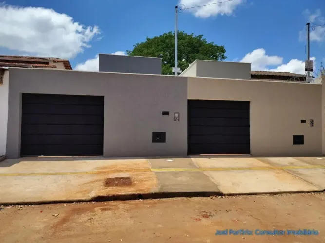 Casa Nova a Venda; 3 quartos 1 suíte; 108,00m²; Ótimo preço - Setor Barra da Tijuca - Goiâ