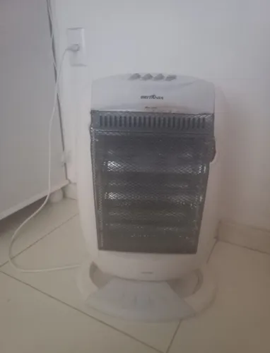 Aquecedor portátil britânia