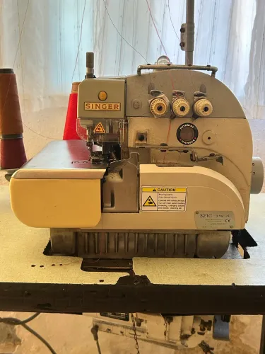 Máquina Overlock Industrial Singer 321C Completa - Funcionando Perfeitamente