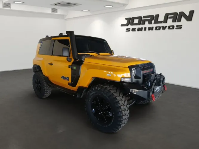 Troller T-4 4X4 3.2 20V TDI Cap. Rígida Diesel 2015
