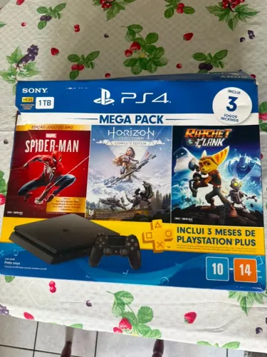 Ps4 slim 1TB dois controles e jogo brinde PIX OU DINHEIRO!!