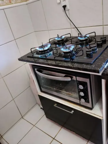 Cooktop Consul e moldura em granito
