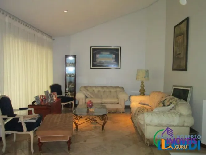 CASA EM CONDOMÍNIO - PARQUE DOS PRÍNCIPES - SP
