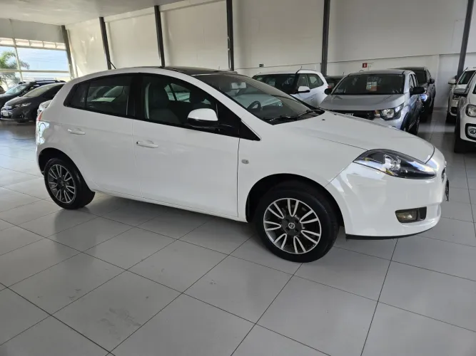 Fiat Bravo Essence 1.8 Flex 16V 5P 2012