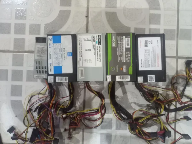 Lote de fontes com defeito