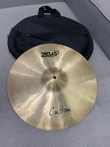 Crash 18 ZEUS CUSTON + bag de brinde 