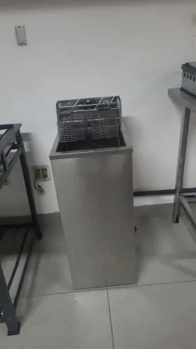 Vendo equipamentos para restaurante, bar e lanchonete