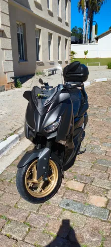 XMax 250