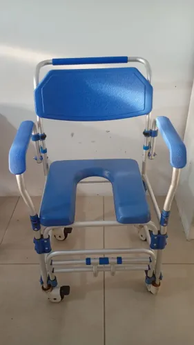 Cadeira de Banho Higiênica Alumínio Dellamed D60