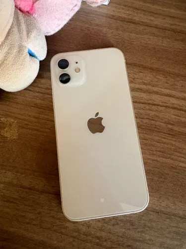 Vendo iPhone 12 em perfeito estado 