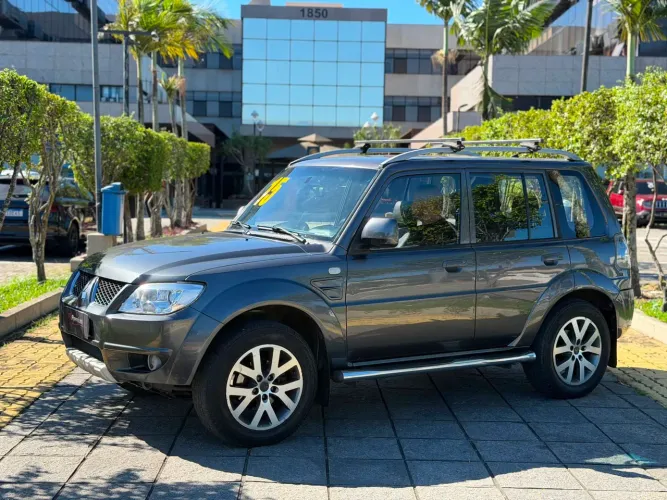 Mitsubishi Pajero TR4 2.0/ 2.0 Flex 16V 4X4 Aut. 2015