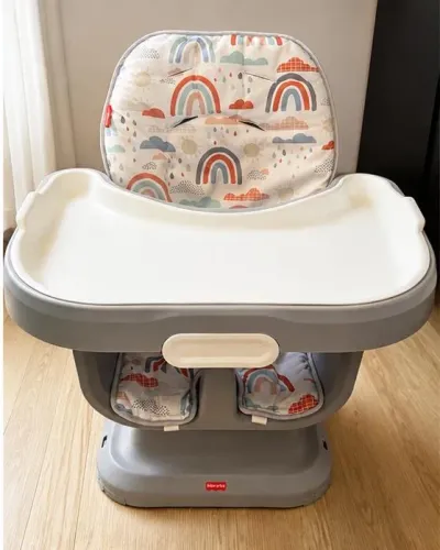 Cadeira de Alimentação Fisher-Price - Completa e Conservada