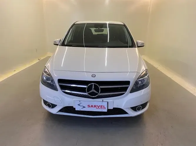 Mercedes-Benz Classe B 200 CGI 1.6 TB Sport 156cv AUT 2013