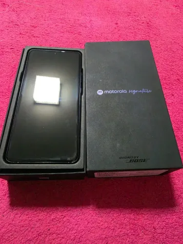 Motorola signature 512GB