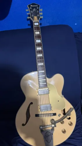 Guitarra ibanez artcore