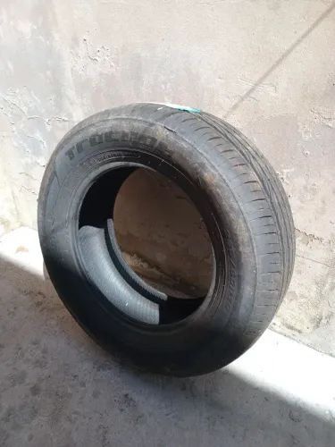 Pneu para Hilux Aro 18