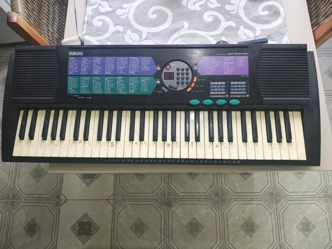 Teclado Yamaha PSR 185