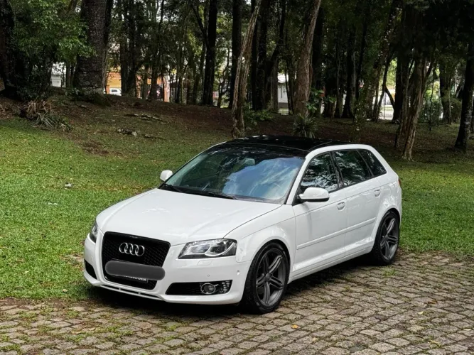 Audi A3 Sportback 2.0 16V TFSI S-tronic 2012