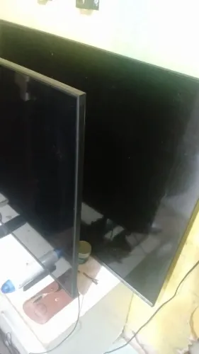 Vendo duas smarttv com defeito.sansung e uma philco.