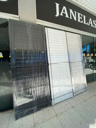 PORTAS DE ALUMÍNIO A PARTIR DE R$499,00 - PROMOÇÃO IMPERDÍVEL
