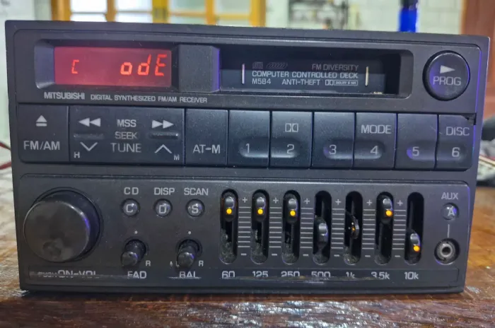 Radio e disqueira mitsubishi originais eclipse e 3000 gt