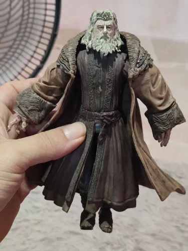 Boneco Theoden