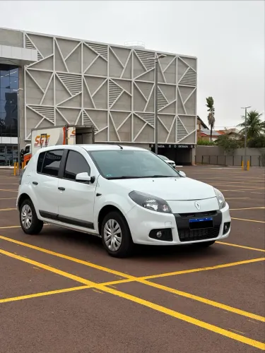 Renault Sandero Expression Hi-flex 1.6 8V 5P 2014