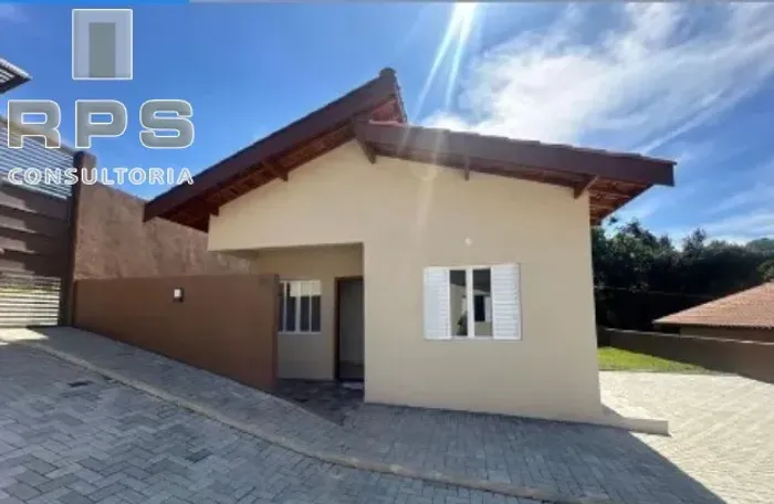 Casa térrea à venda no Condomínio Reserva Verde em Atibaia