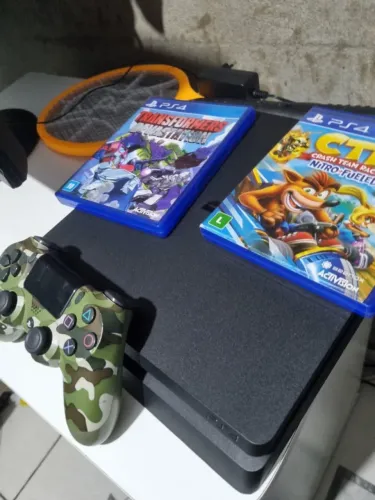 PS4 SLIM