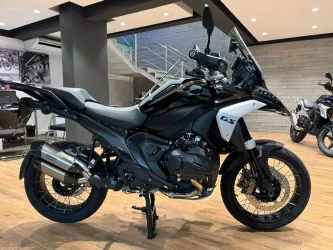 BMW R 1300 GS TRIPLE BLACK 2026 - c/ Akrapovic