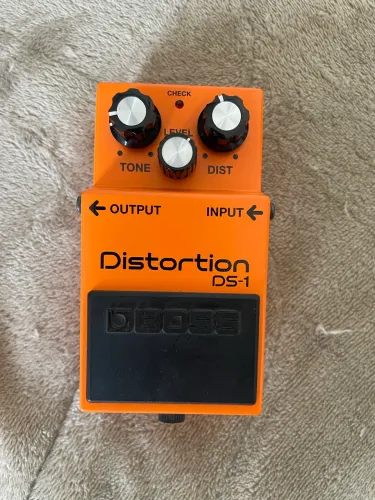 Pedal Boss Distortion DS1