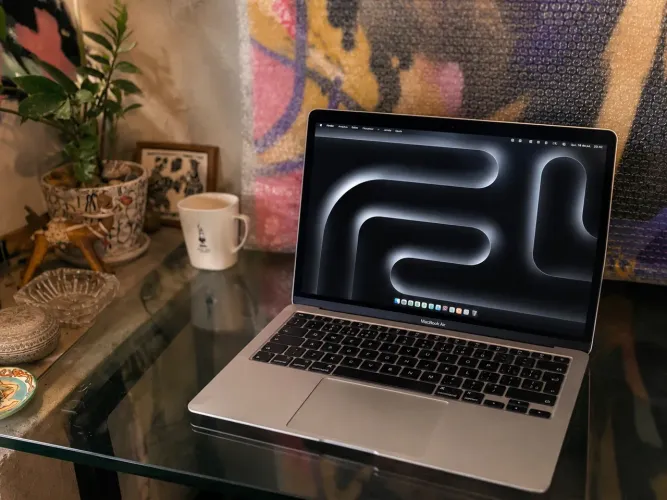 MacBook Air (M1, 2020) - 13,3 inch